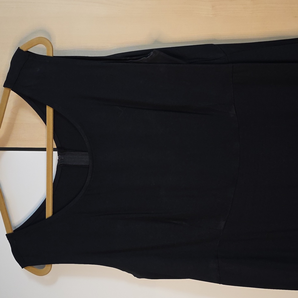Women Maxi Dress, Black, 20WP, Preloved, Unlined, Zip-up In Back, Dry Clean - Picture 6 of 16